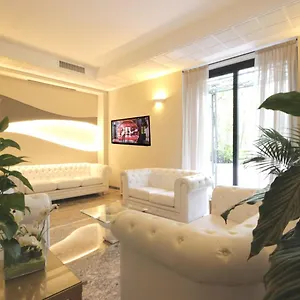 https://hotel-arabel.emilia-romagnahotels.net