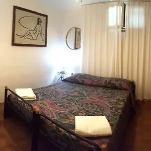  Appartamento Taverna Derosas